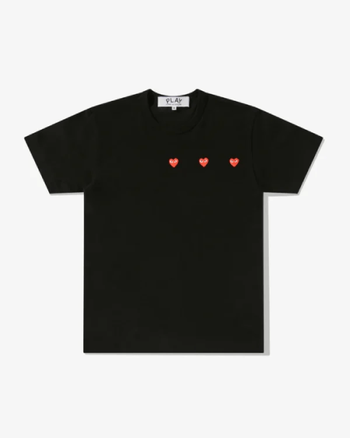 CDG-Play-Multi-Red-Heart-T-Shirt-Black.png